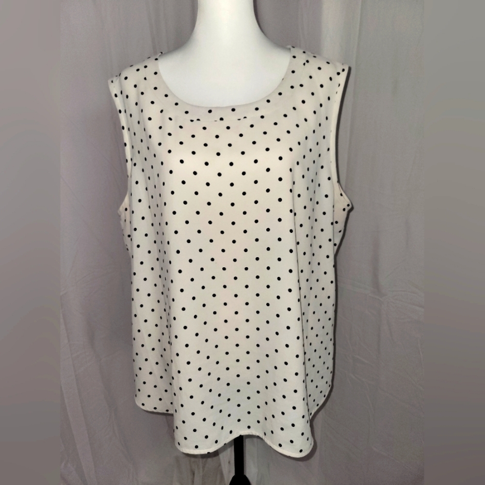 🦜🦜3/$25  Ann Klein Sleeveless Blouse